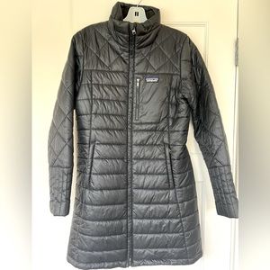 Patagonia Women’s Micropuff Parka in Medium